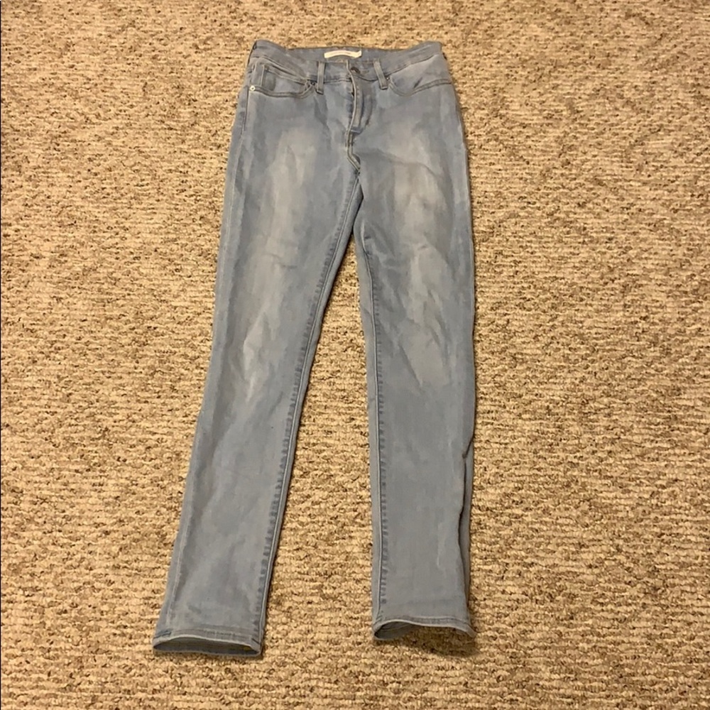 Levis jeans